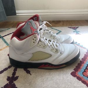 Air Jordan Retro 5 Fire Red